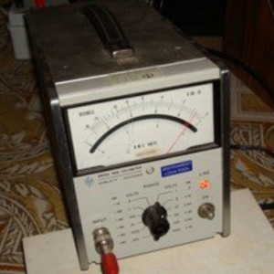 Voltmetro